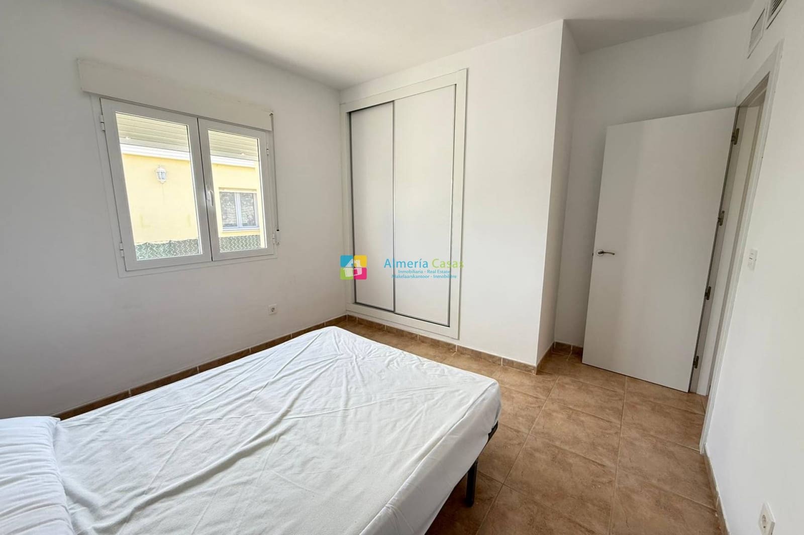 3 bedroom Villa for sale in Sorbas - € 139,000 (Ref: 9675965)