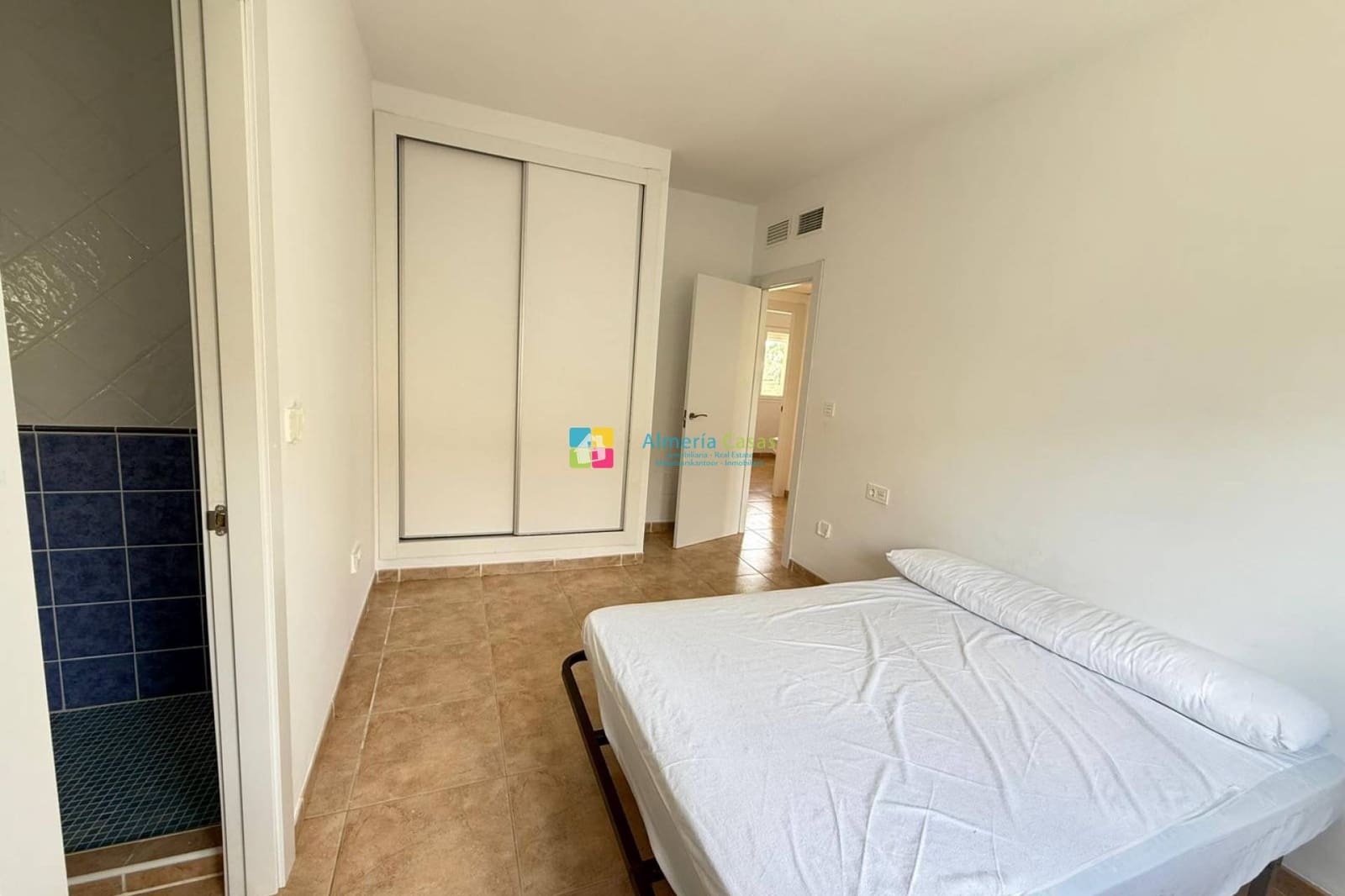 3 bedroom Villa for sale in Sorbas - € 139,000 (Ref: 9675965)