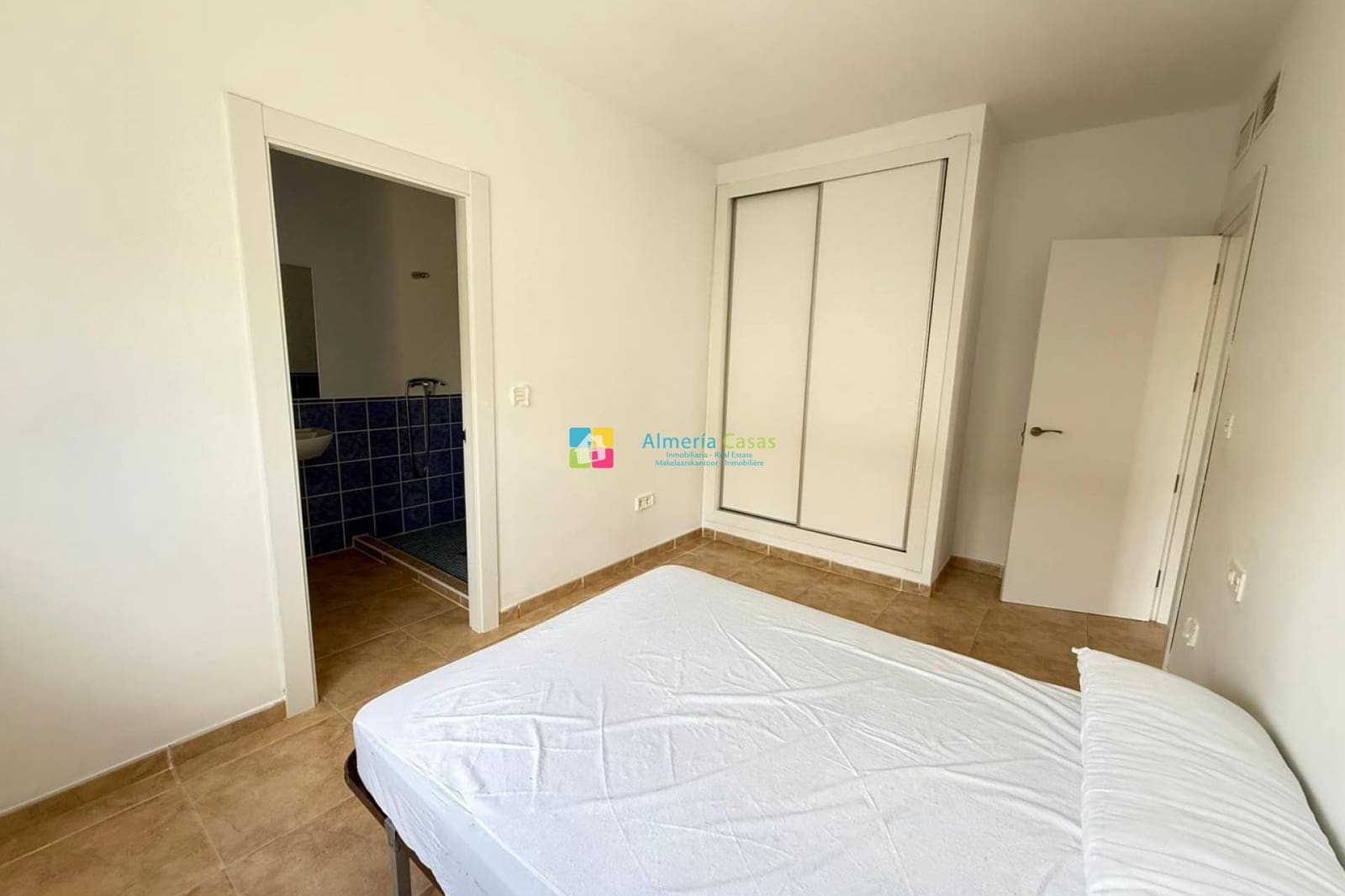 3 bedroom Villa for sale in Sorbas - € 139,000 (Ref: 9675965)