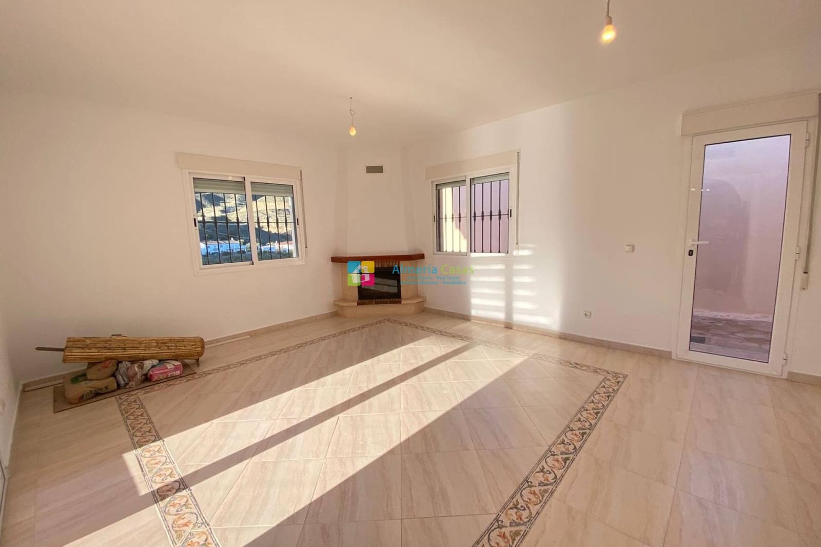 3 Zimmer Villa zu verkaufen in Arboleas mit Pool - 255.000 € (Ref: 9678165)