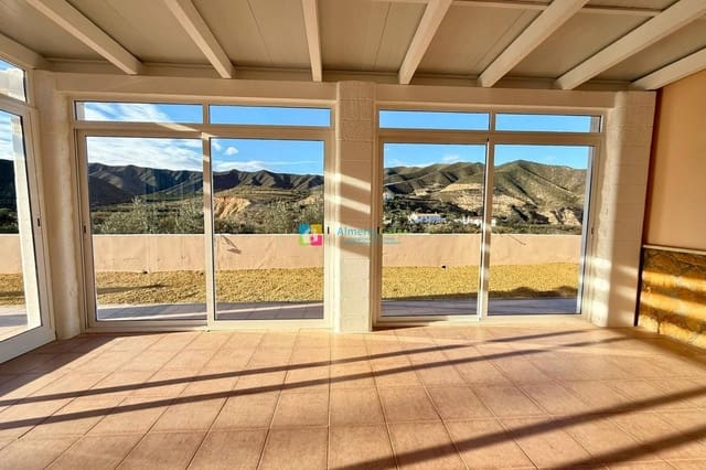 3 sovrum Villa till salu i Arboleas med pool - 255 000 € (Ref: 9678165)