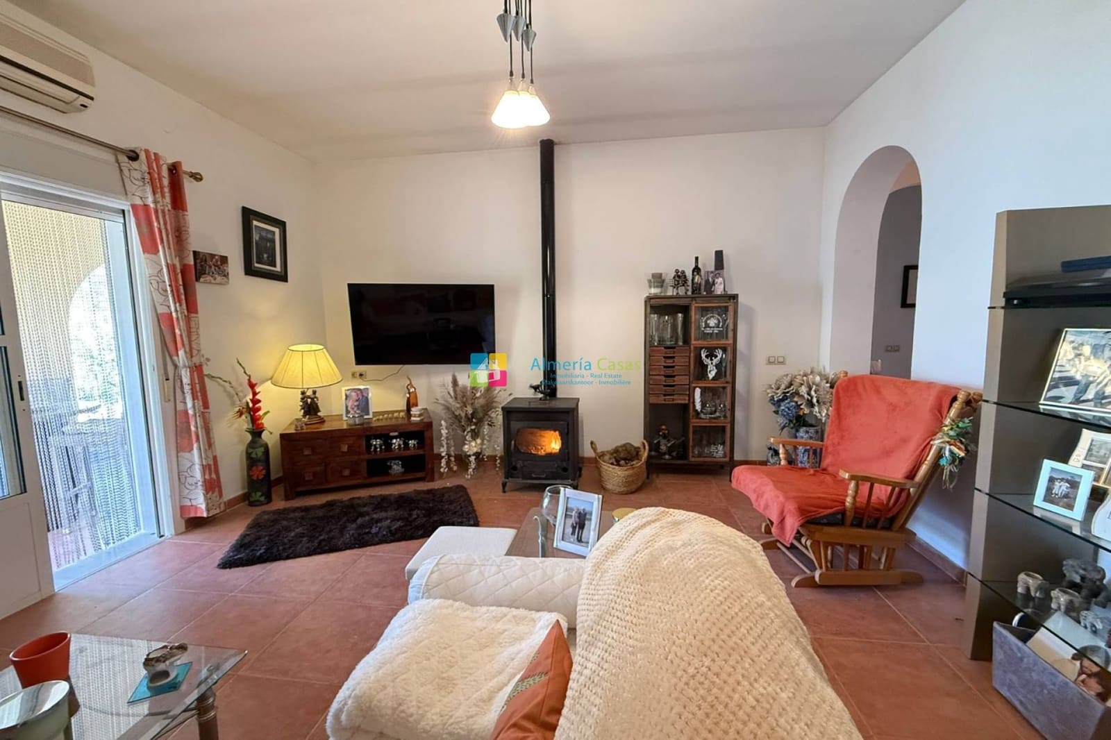 Chalet de 3 habitaciones en Albanchez en venta - 185.000 € (Ref: 9679114)