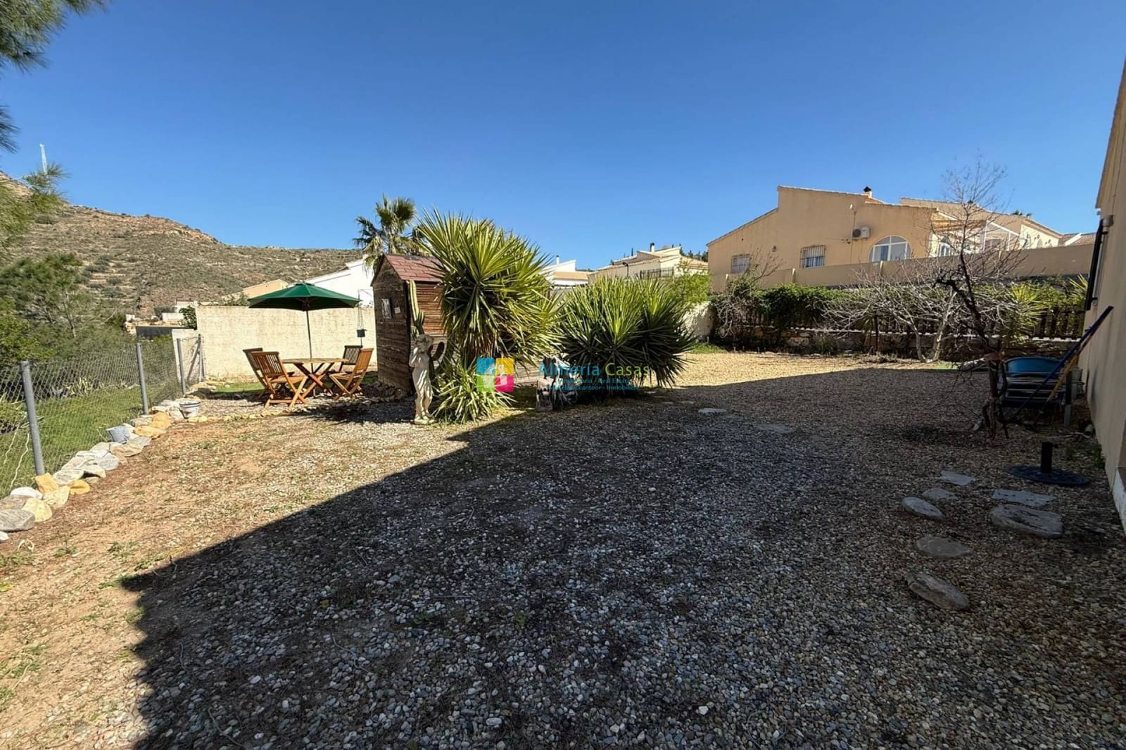 Chalet de 3 habitaciones en Albanchez en venta - 185.000 € (Ref: 9679114)