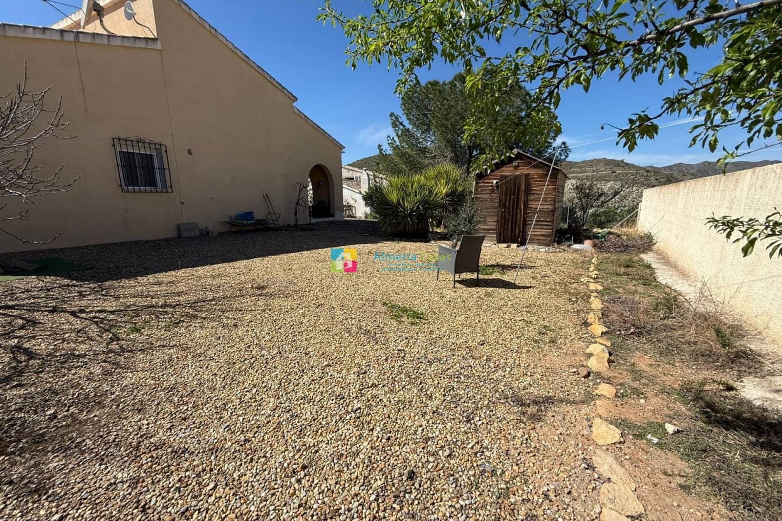 Chalet de 3 habitaciones en Albanchez en venta - 185.000 € (Ref: 9679114)