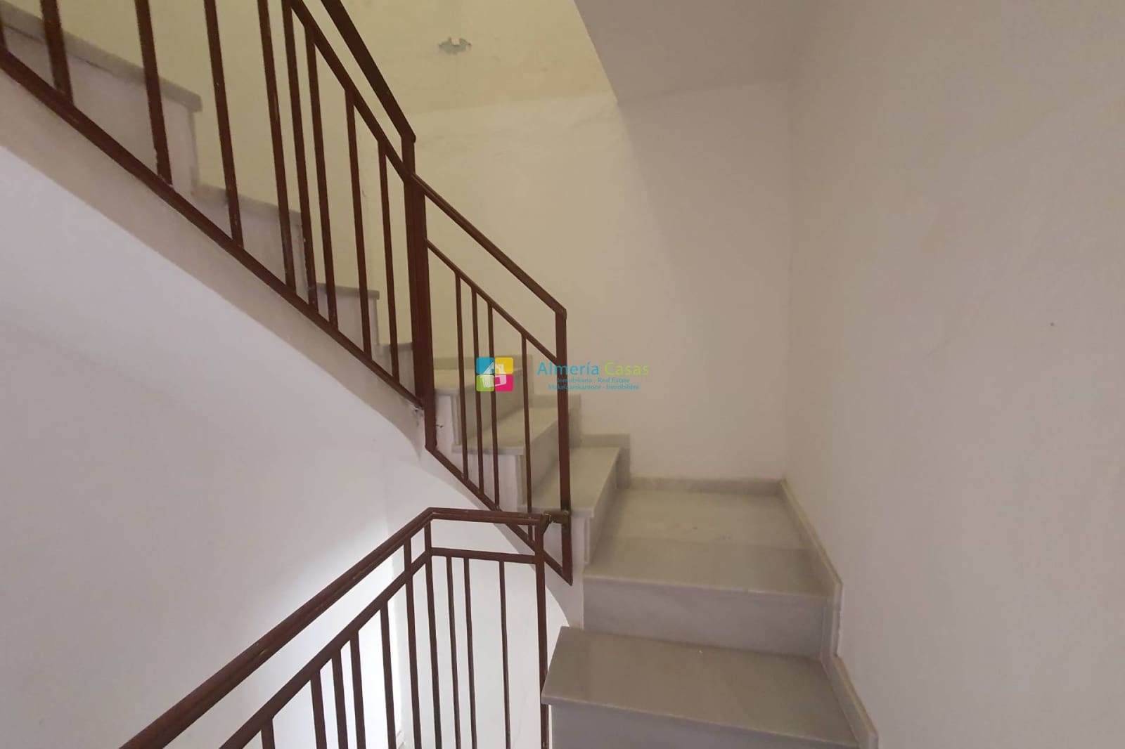 6 chambre Maison de Ville à vendre à Fines - 68 000 € (Ref: 9684250)