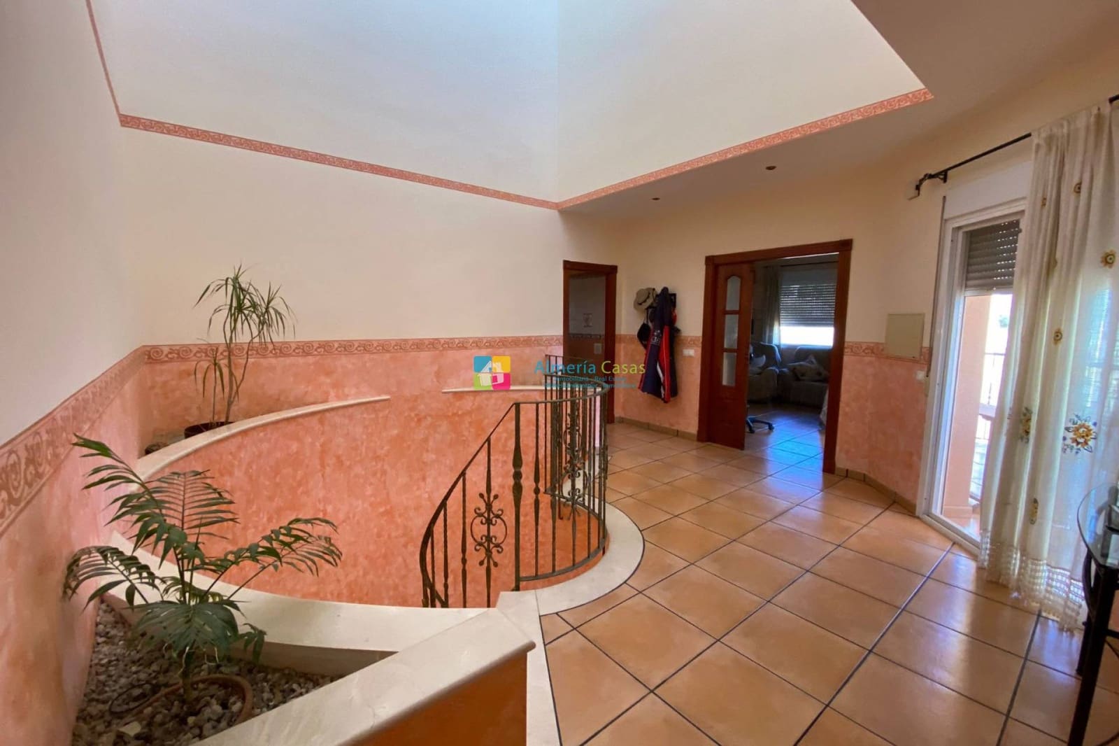 4 bedroom Villa for sale in Cuevas del Almanzora - € 295,000 (Ref: 9684252)