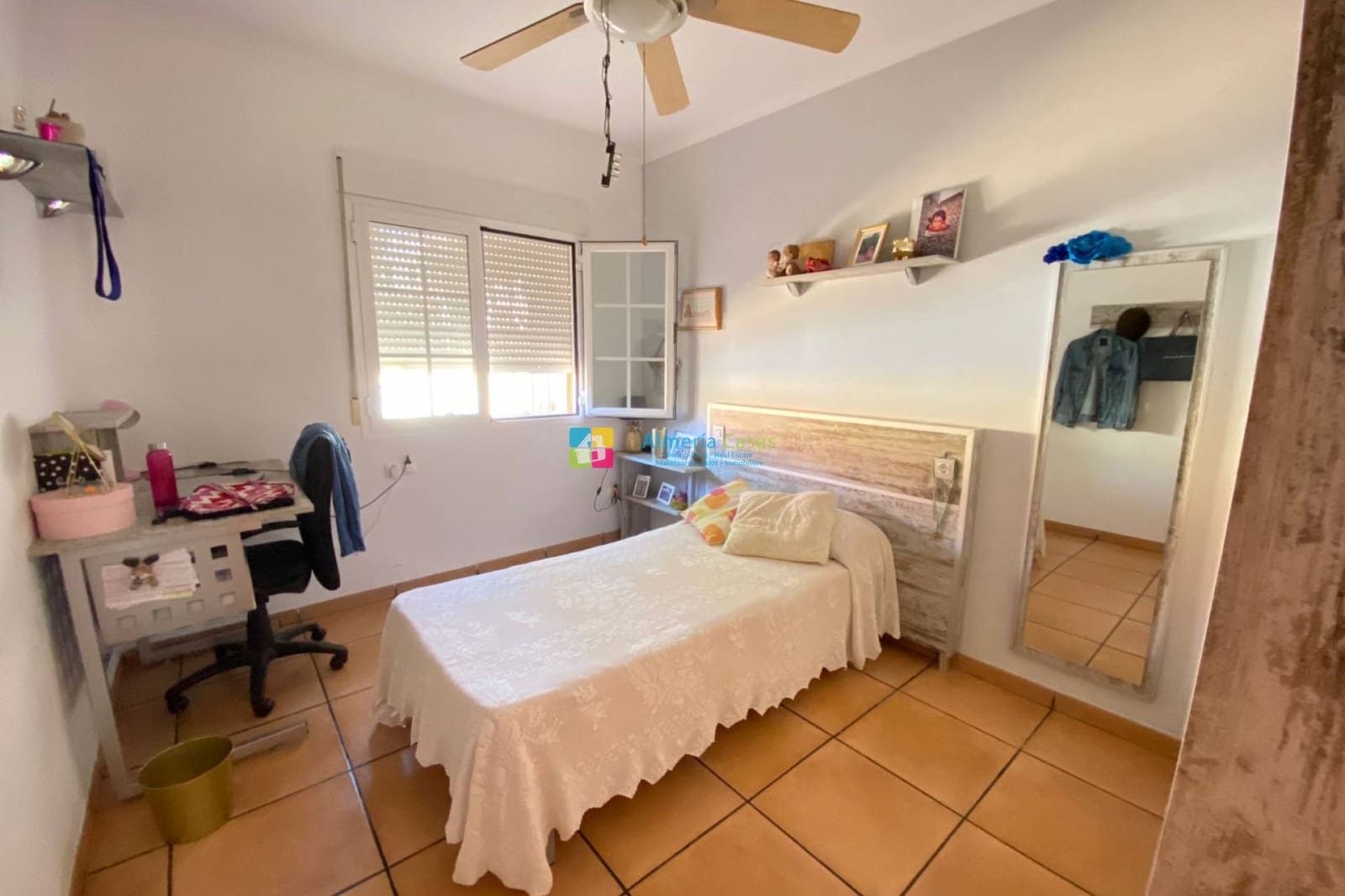 4 bedroom Villa for sale in Cuevas del Almanzora - € 295,000 (Ref: 9684252)