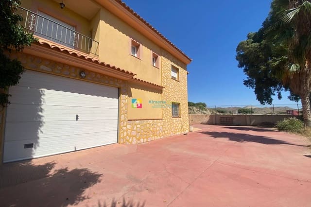 4 quarto Moradia para venda em Cuevas del Almanzora - 295 000 € (Ref: 9684252)