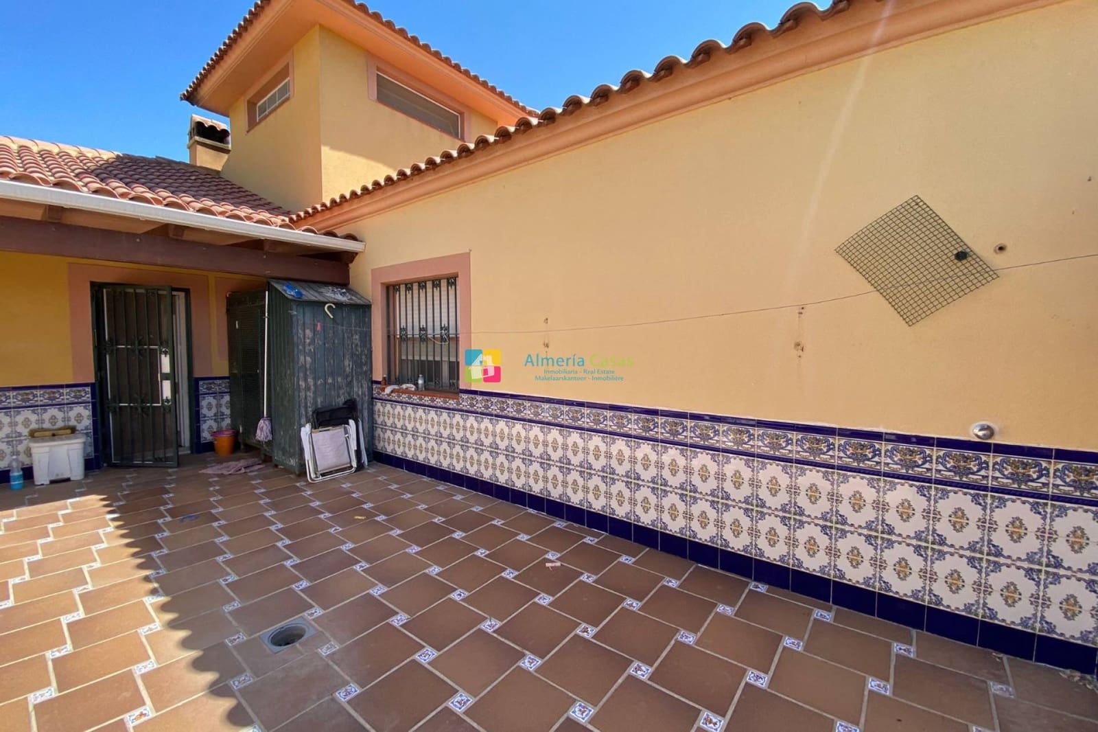 4 bedroom Villa for sale in Cuevas del Almanzora - € 295,000 (Ref: 9684252)