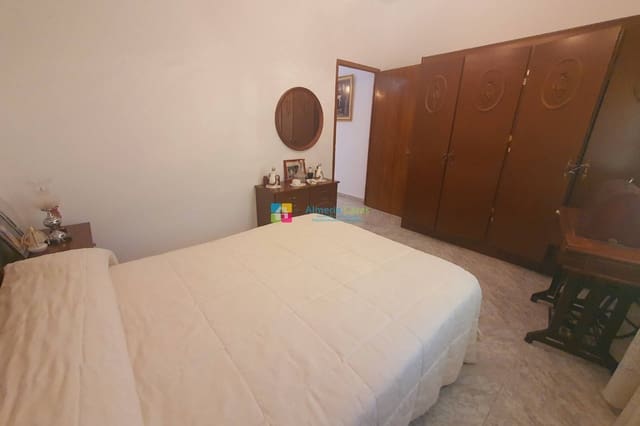 Casa de 4 habitaciones en La Alfoquia, Zurgena en venta - 155.000 € (Ref: 9687489)