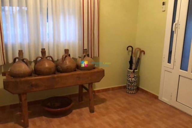 8 soveværelse Finca/Landehus til salg i Chirivel med swimmingpool - € 299.999 (Ref: 9687491)