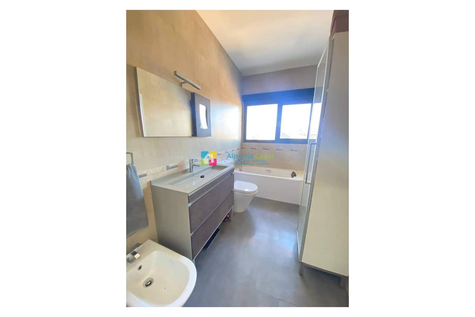 4 soveværelse Byhus til salg i Albox med swimmingpool - € 198.000 (Ref: 9687614)