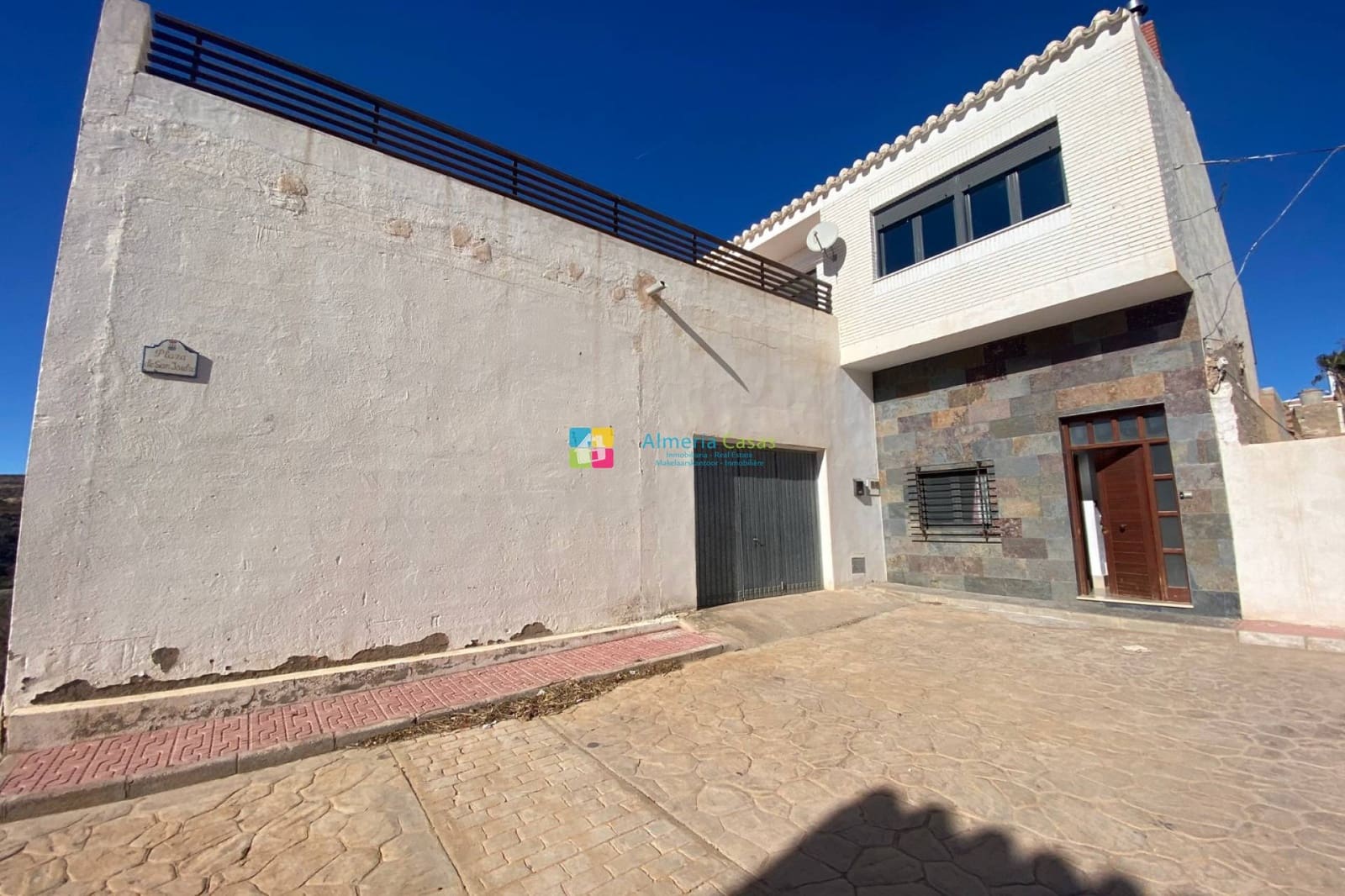 4 soveværelse Byhus til salg i Albox med swimmingpool - € 198.000 (Ref: 9687614)