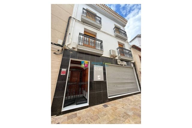 5 soveværelse Byhus til salg i Albox - € 395.995 (Ref: 9694209)