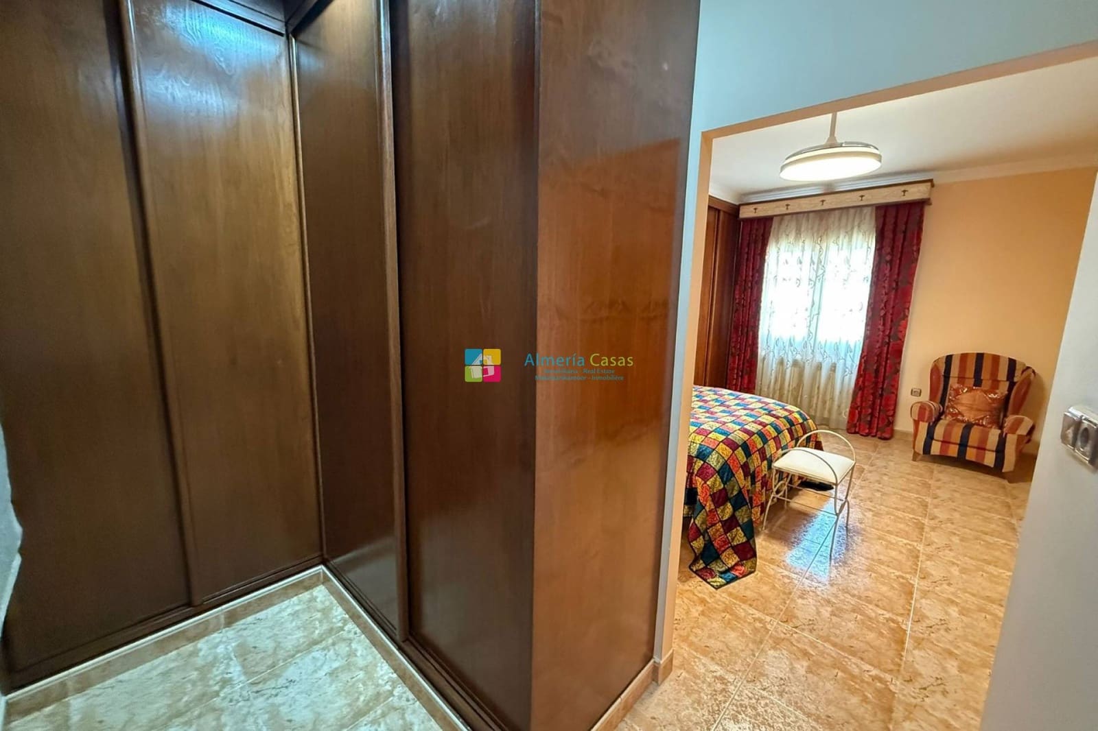 5 soveværelse Byhus til salg i Albox - € 395.995 (Ref: 9694209)