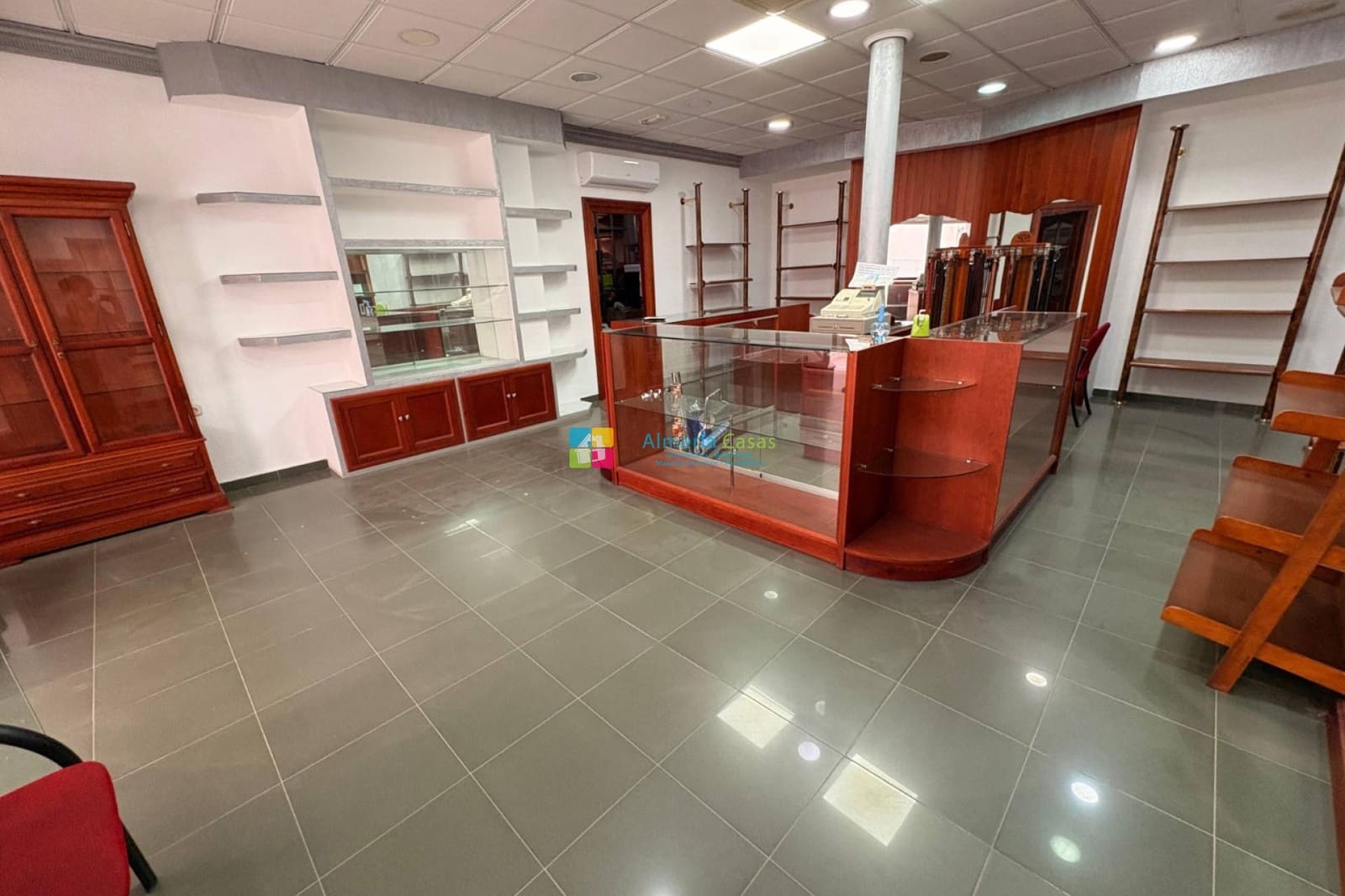 5 soveværelse Byhus til salg i Albox - € 395.995 (Ref: 9694209)