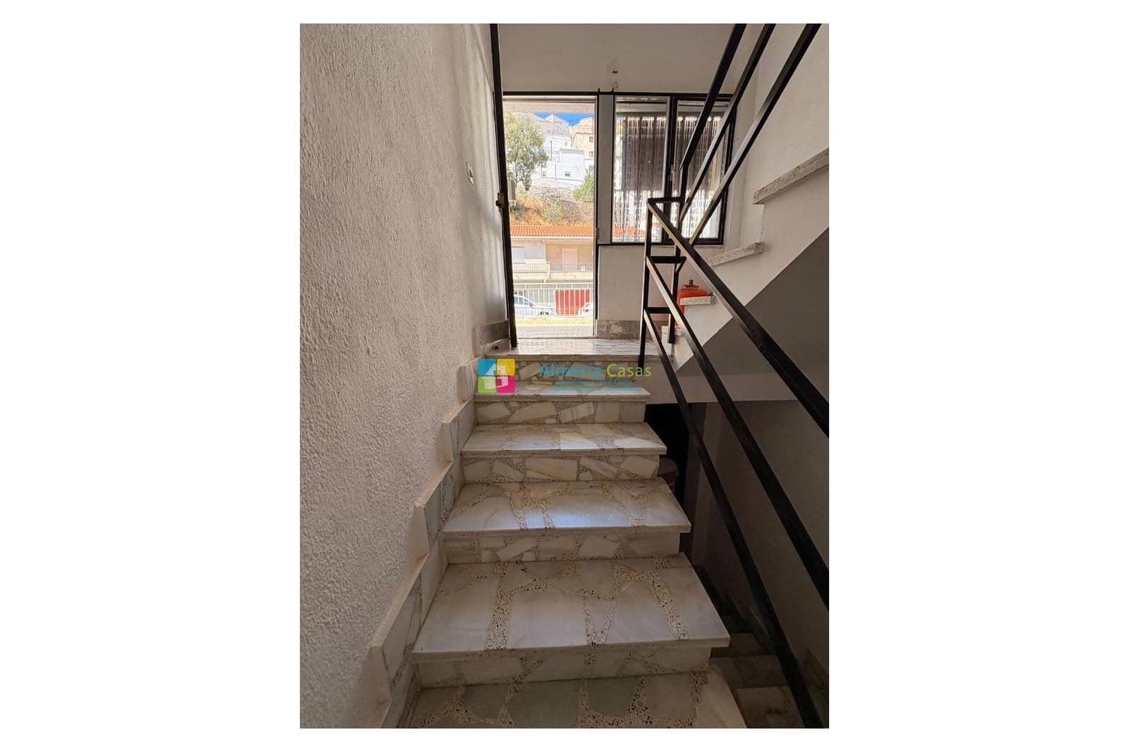 8 bedroom Townhouse for sale in Sierro - € 224,950 (Ref: 9699697)