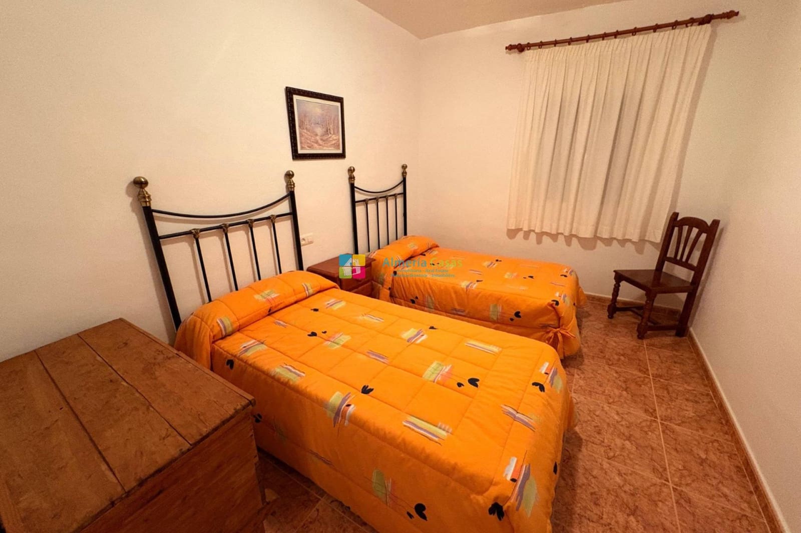 8 bedroom Townhouse for sale in Sierro - € 224,950 (Ref: 9699697)