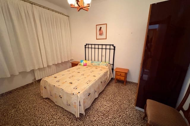 8 bedroom Townhouse for sale in Sierro - € 224,950 (Ref: 9699697)