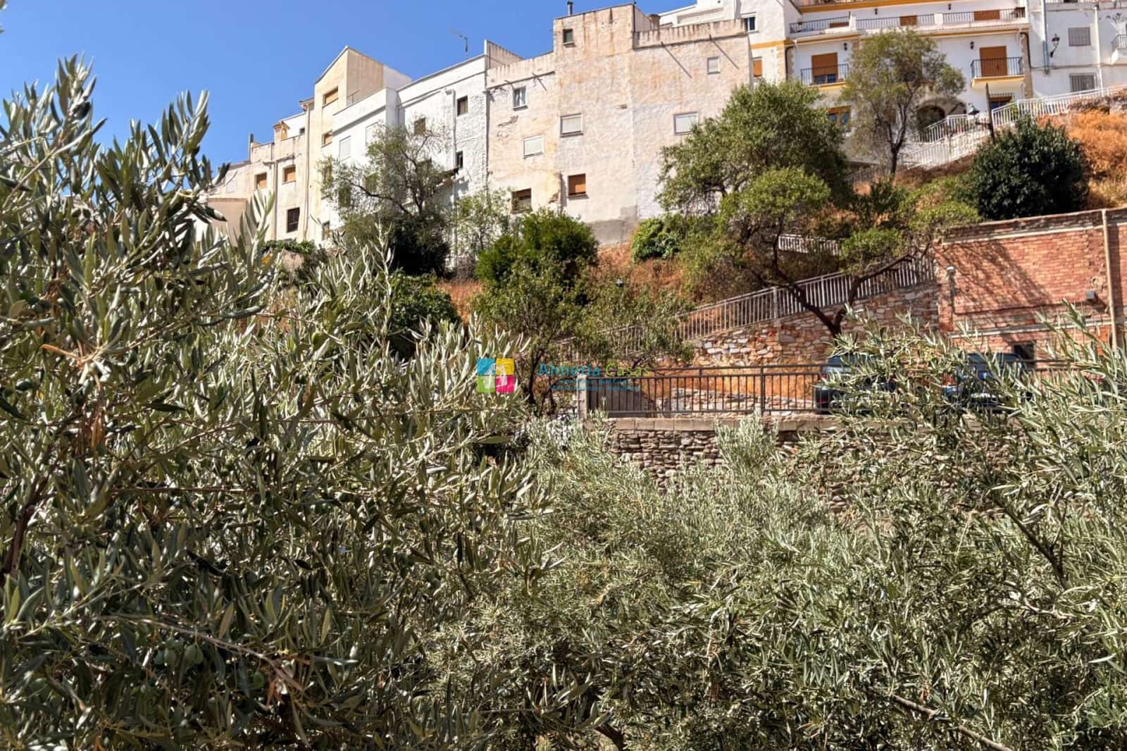 8 bedroom Townhouse for sale in Sierro - € 224,950 (Ref: 9699697)