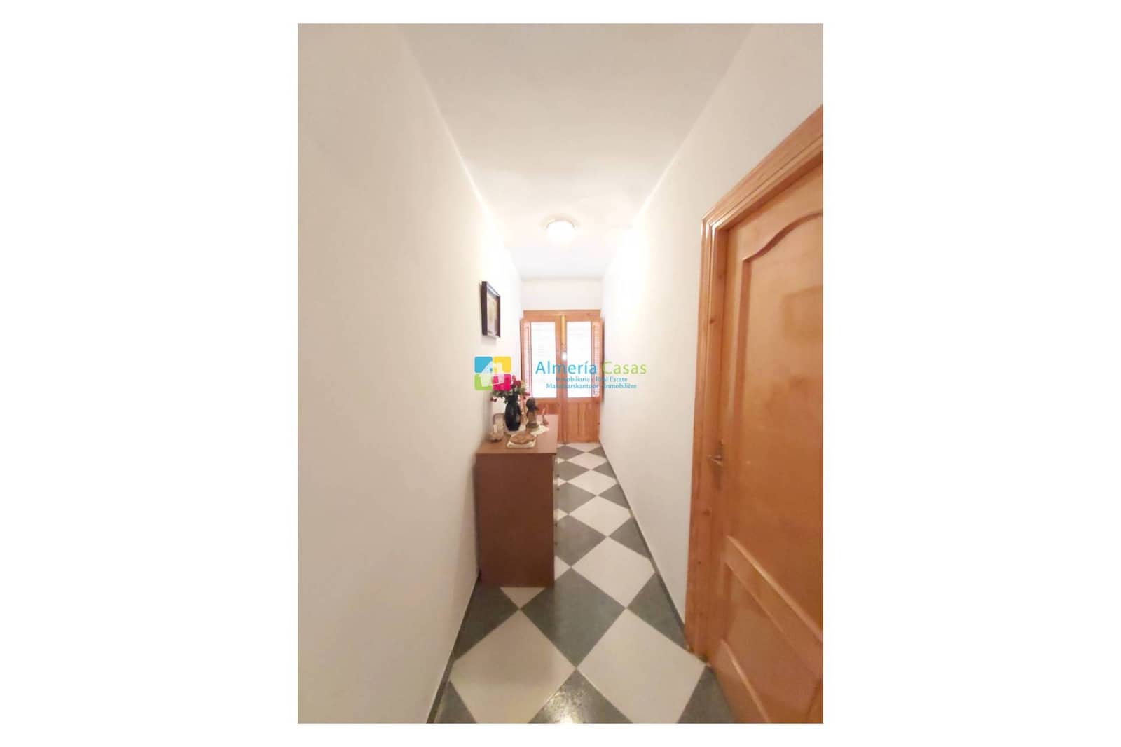 6 bedroom Townhouse for sale in Albanchez - € 95,000 (Ref: 9713442)