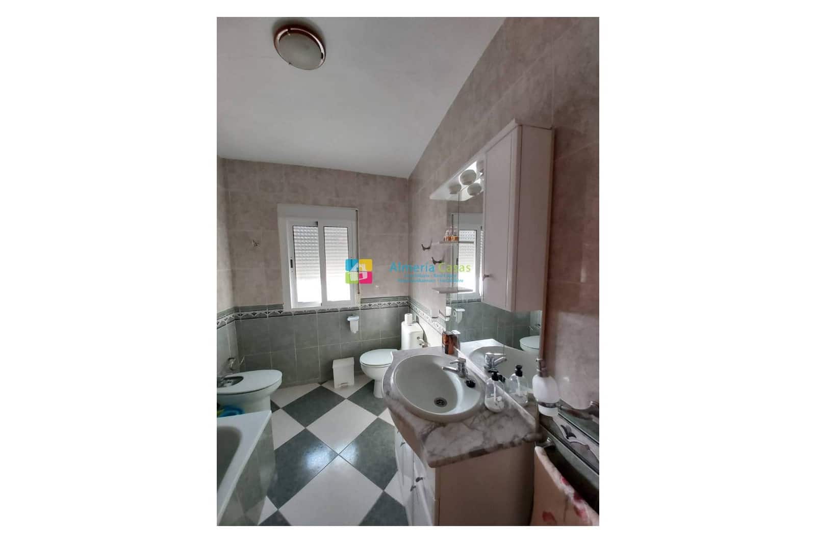 6 bedroom Townhouse for sale in Albanchez - € 95,000 (Ref: 9713442)