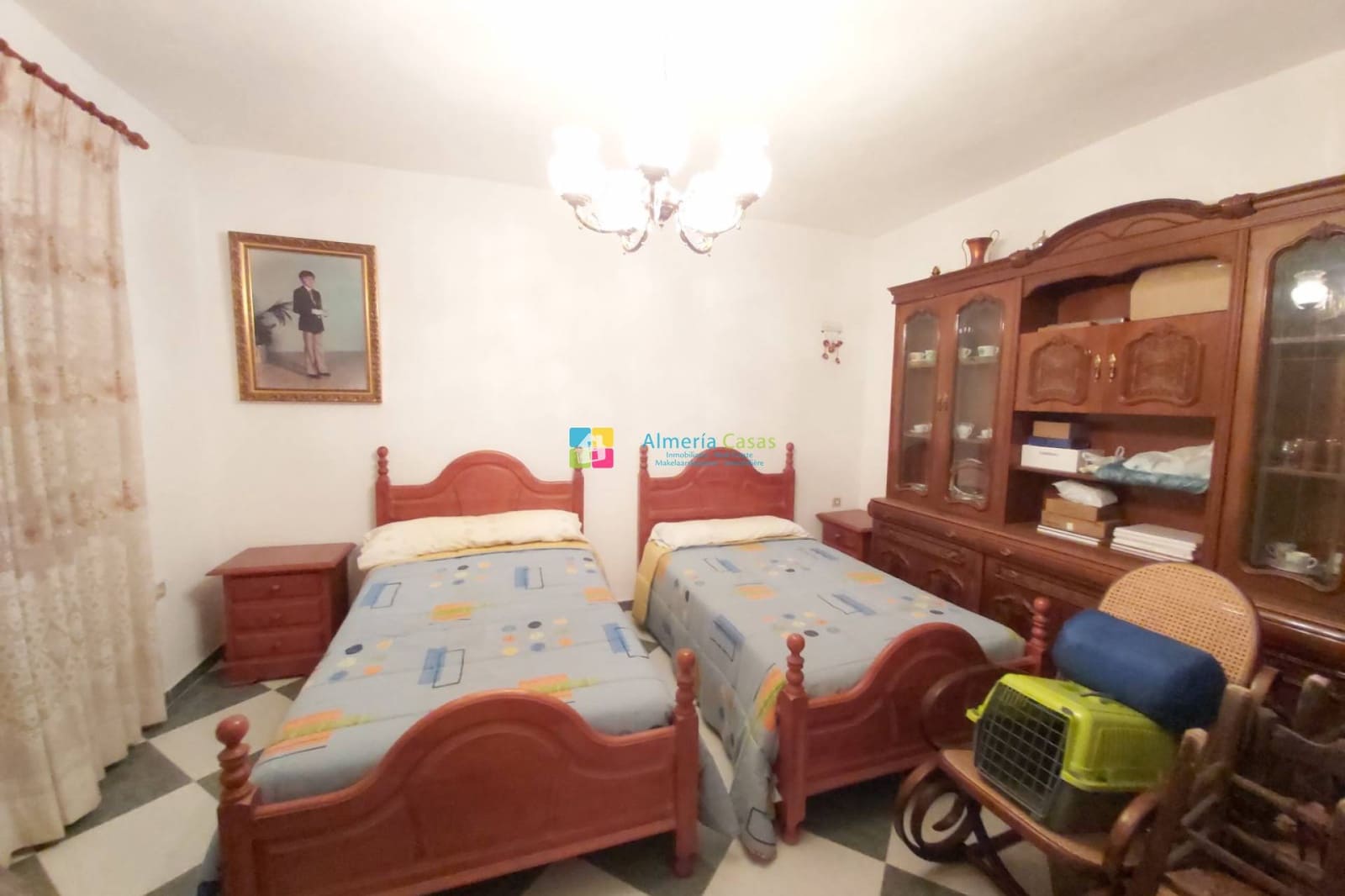 6 bedroom Townhouse for sale in Albanchez - € 95,000 (Ref: 9713442)