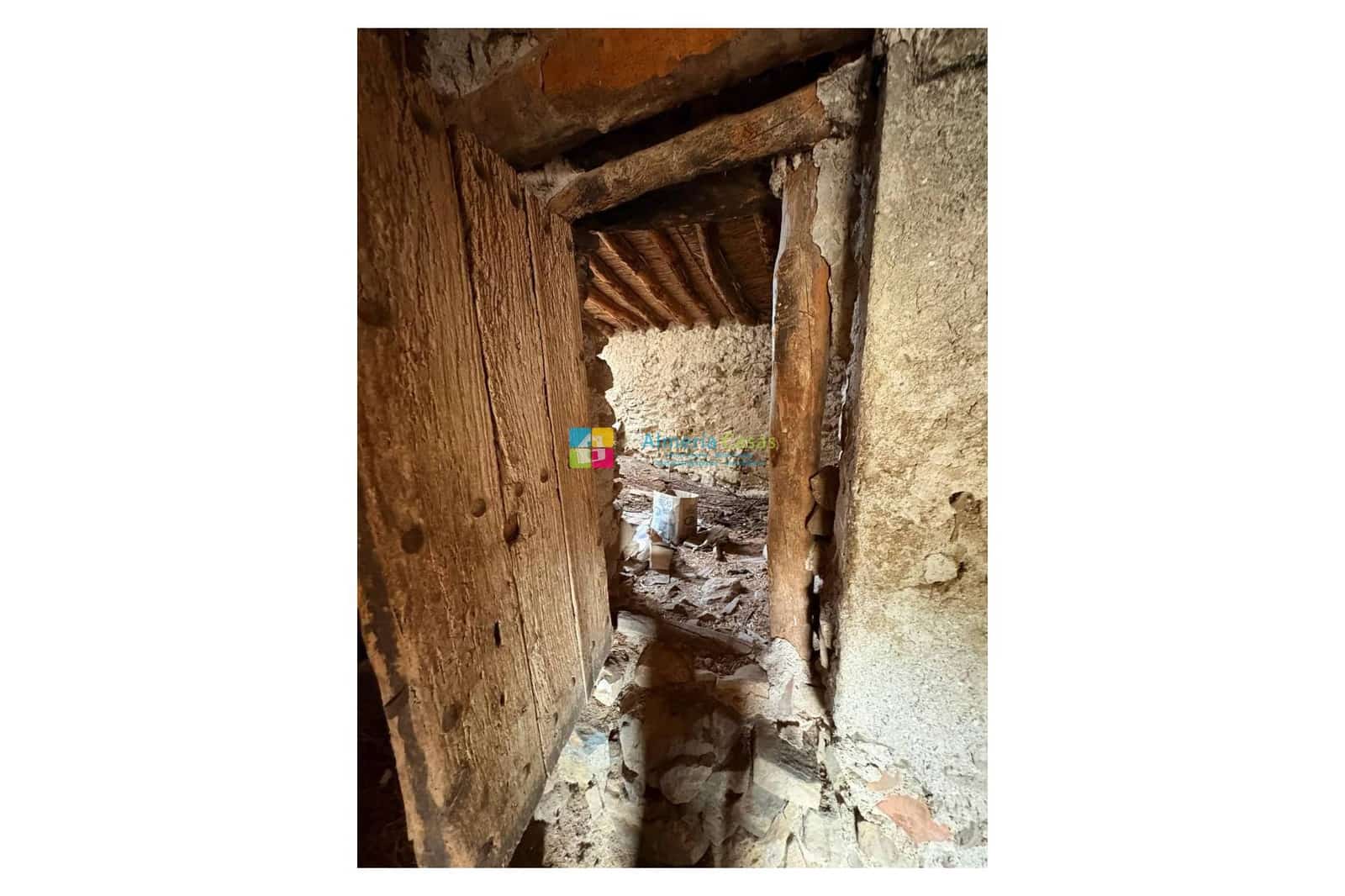 6 bedroom Finca/Country House for sale in Oria with pool - € 199,950 (Ref: 9713443)