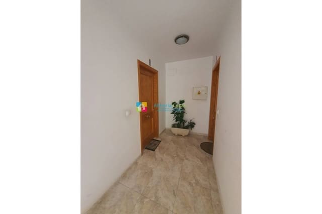 Apartamento de 4 habitaciones en Albox en venta - 99.000 € (Ref: 9713444)