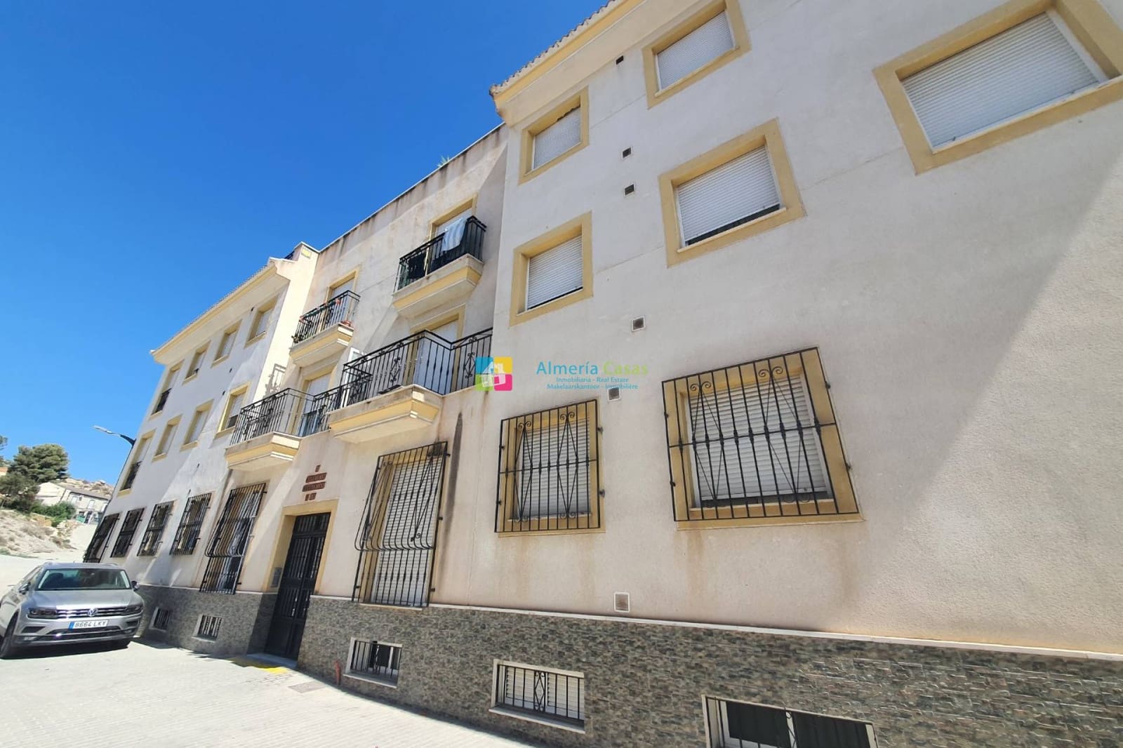 4 bedroom Apartment for sale in Albox - € 99,000 (Ref: 9713444)