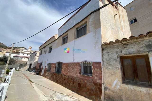 4 bedroom Townhouse for sale in Lúcar - € 75,000 (Ref: 9713849)