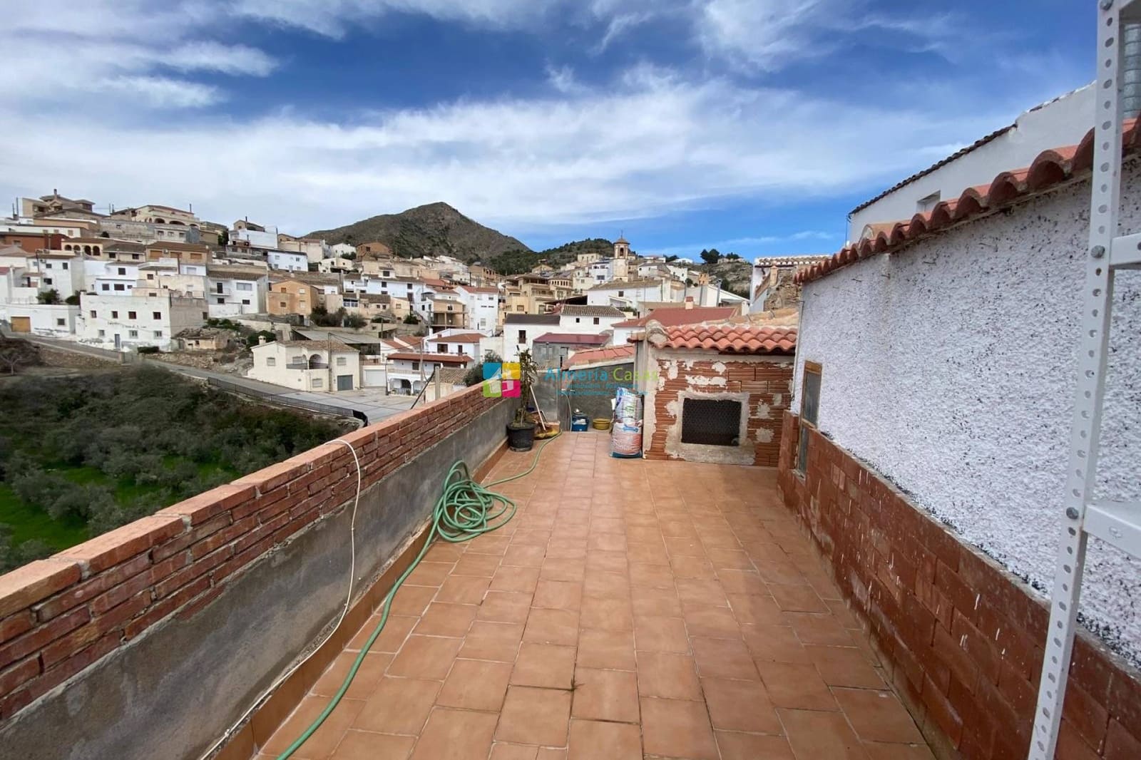 4 bedroom Townhouse for sale in Lucar - € 75,000 (Ref: 9713849)