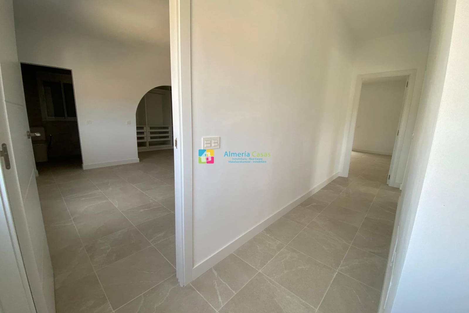 4 bedroom Villa for sale in Zurgena with pool - € 294,000 (Ref: 9730613)