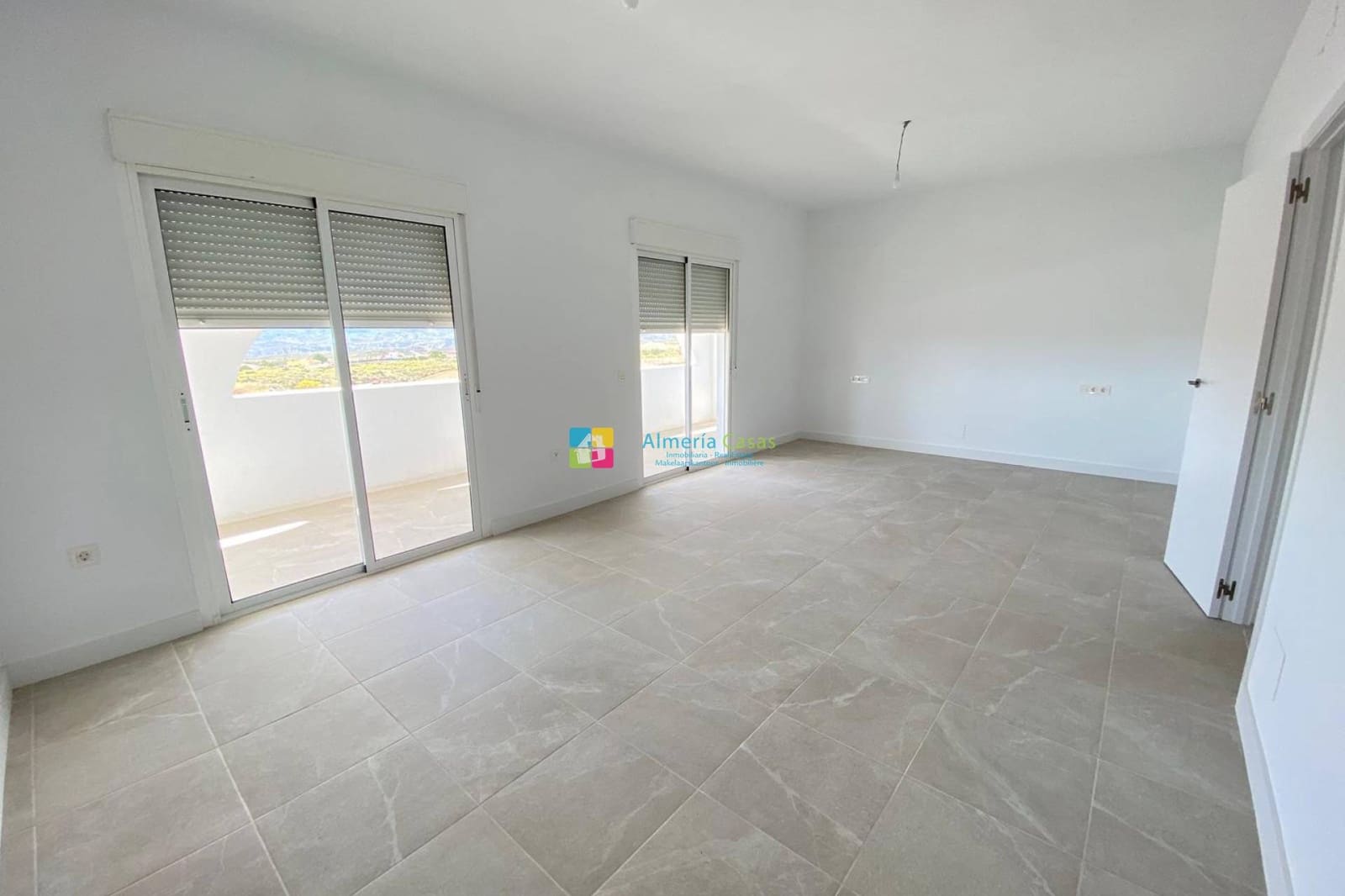 4 bedroom Villa for sale in Zurgena with pool - € 294,000 (Ref: 9730613)