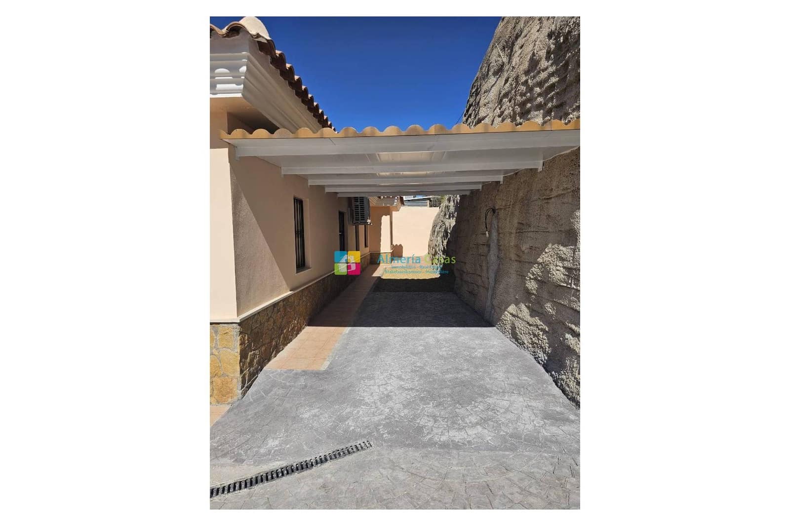 3 bedroom Villa for sale in Arboleas with pool - € 255,000 (Ref: 9730614)