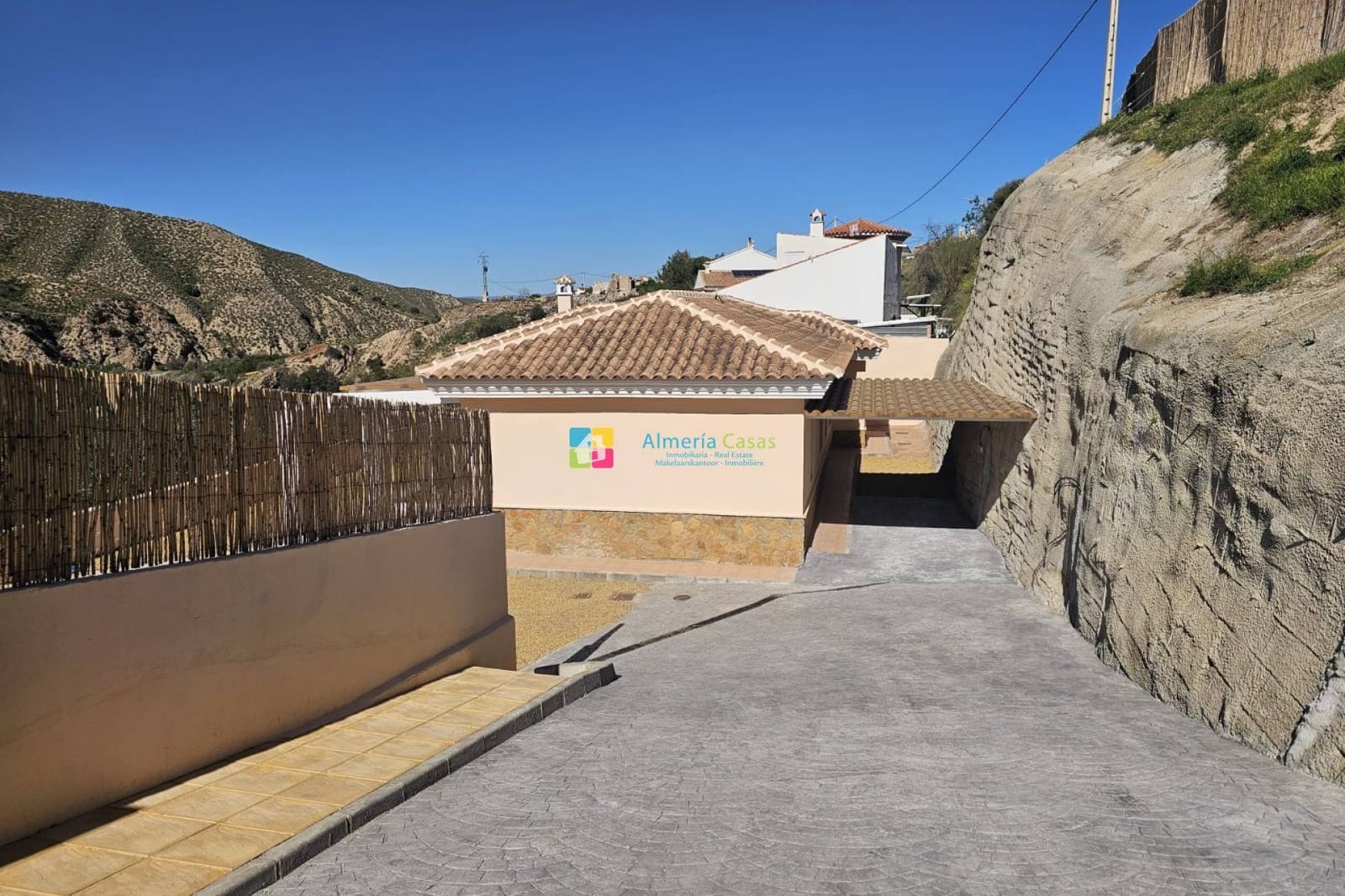 3 bedroom Villa for sale in Arboleas with pool - € 255,000 (Ref: 9730614)