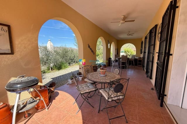 Chalet de 3 habitaciones en Albanchez en venta - 185.000 € (Ref: 9730617)