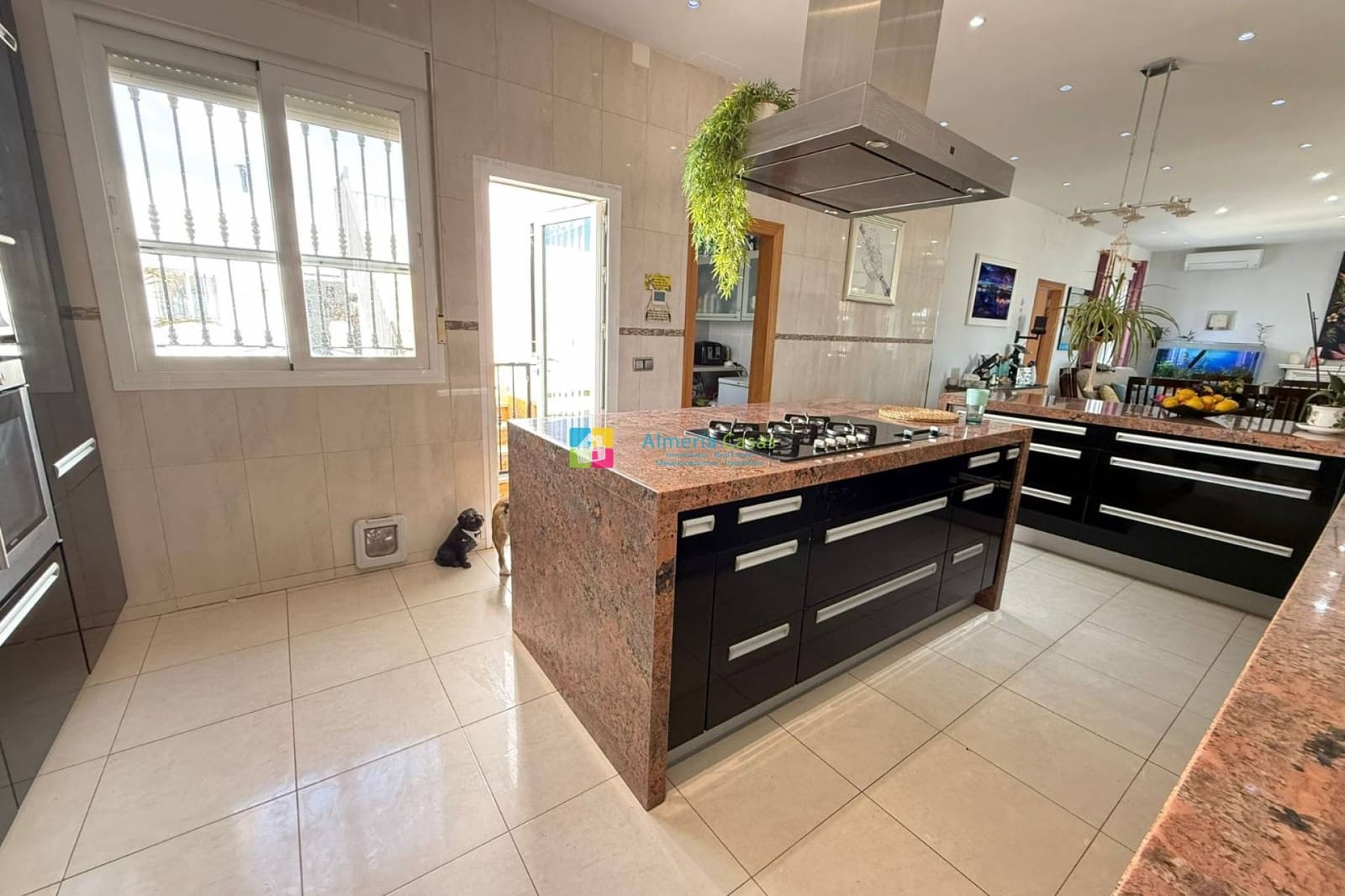 5 bedroom Villa for sale in Partaloa with pool garage - € 394,950 (Ref: 9737190)