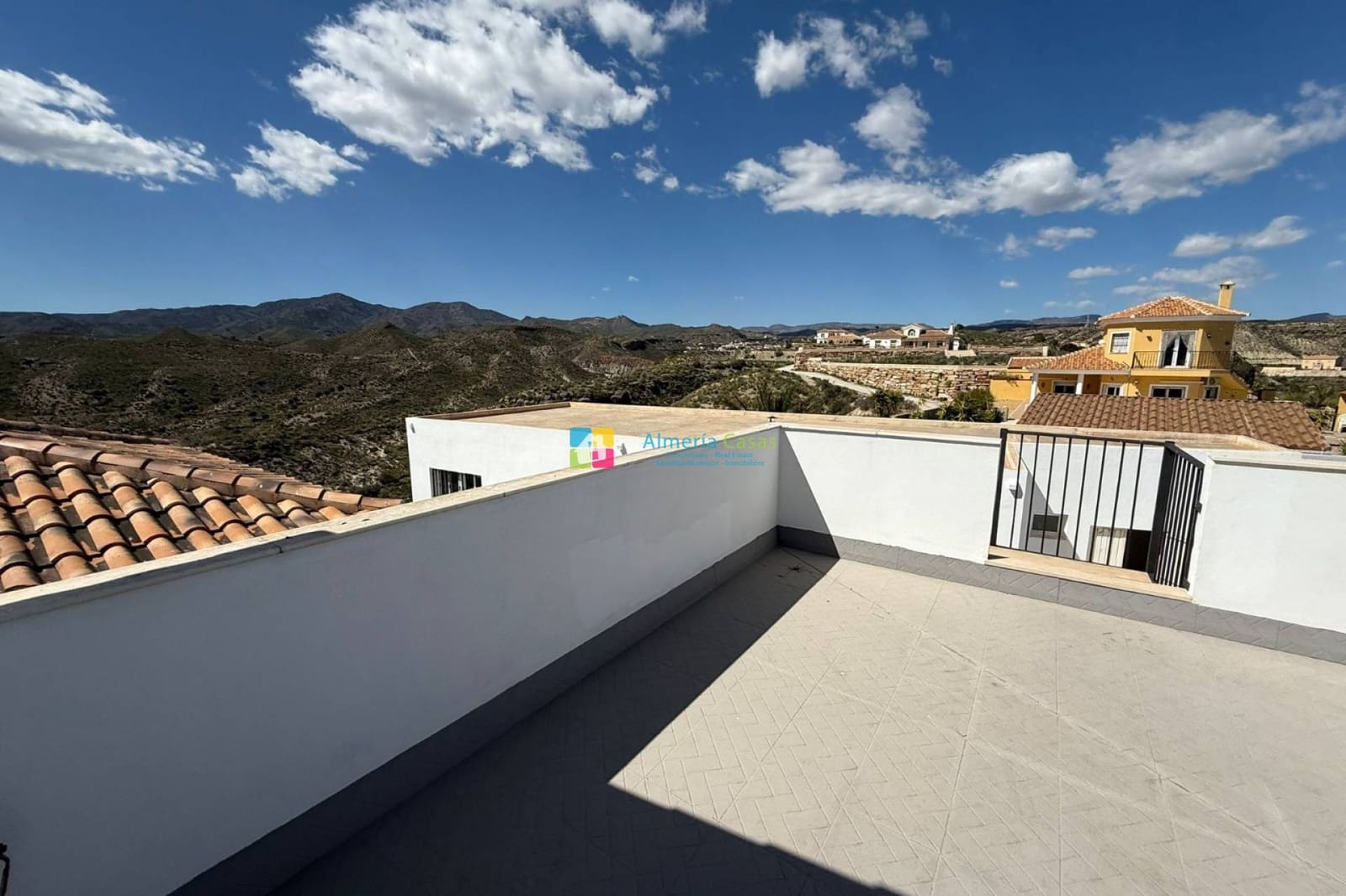 5 bedroom Villa for sale in Partaloa with pool garage - € 394,950 (Ref: 9737190)