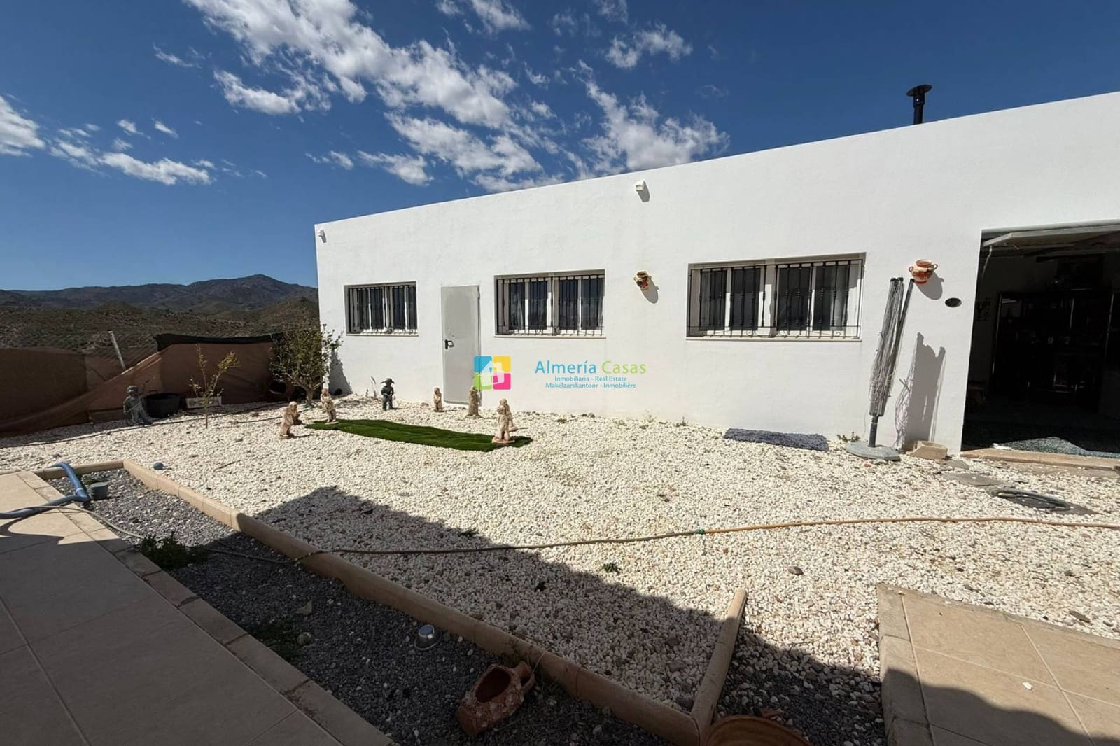 5 bedroom Villa for sale in Partaloa with pool garage - € 394,950 (Ref: 9737190)