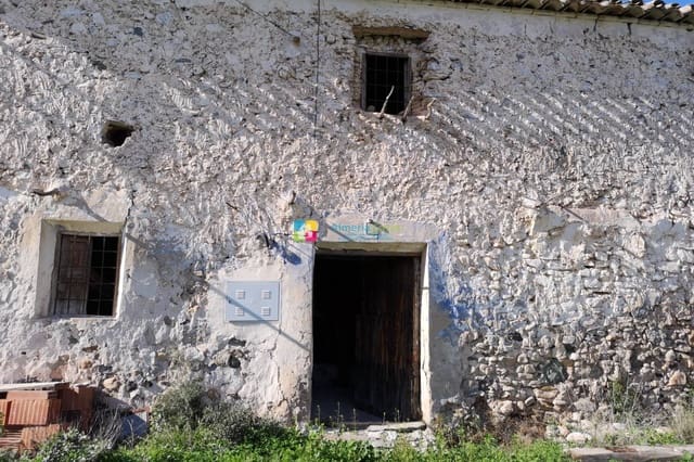 3 slaapkamer Finca/Landhuis te koop in Arboleas - € 93.000 (Ref: 9747146)