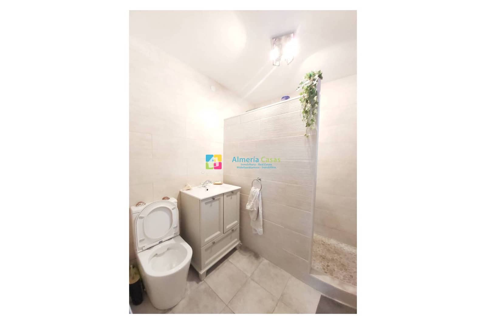 Finca/Casa Rural de 7 habitaciones en Arboleas en venta - 199.995 € (Ref: 9769070)