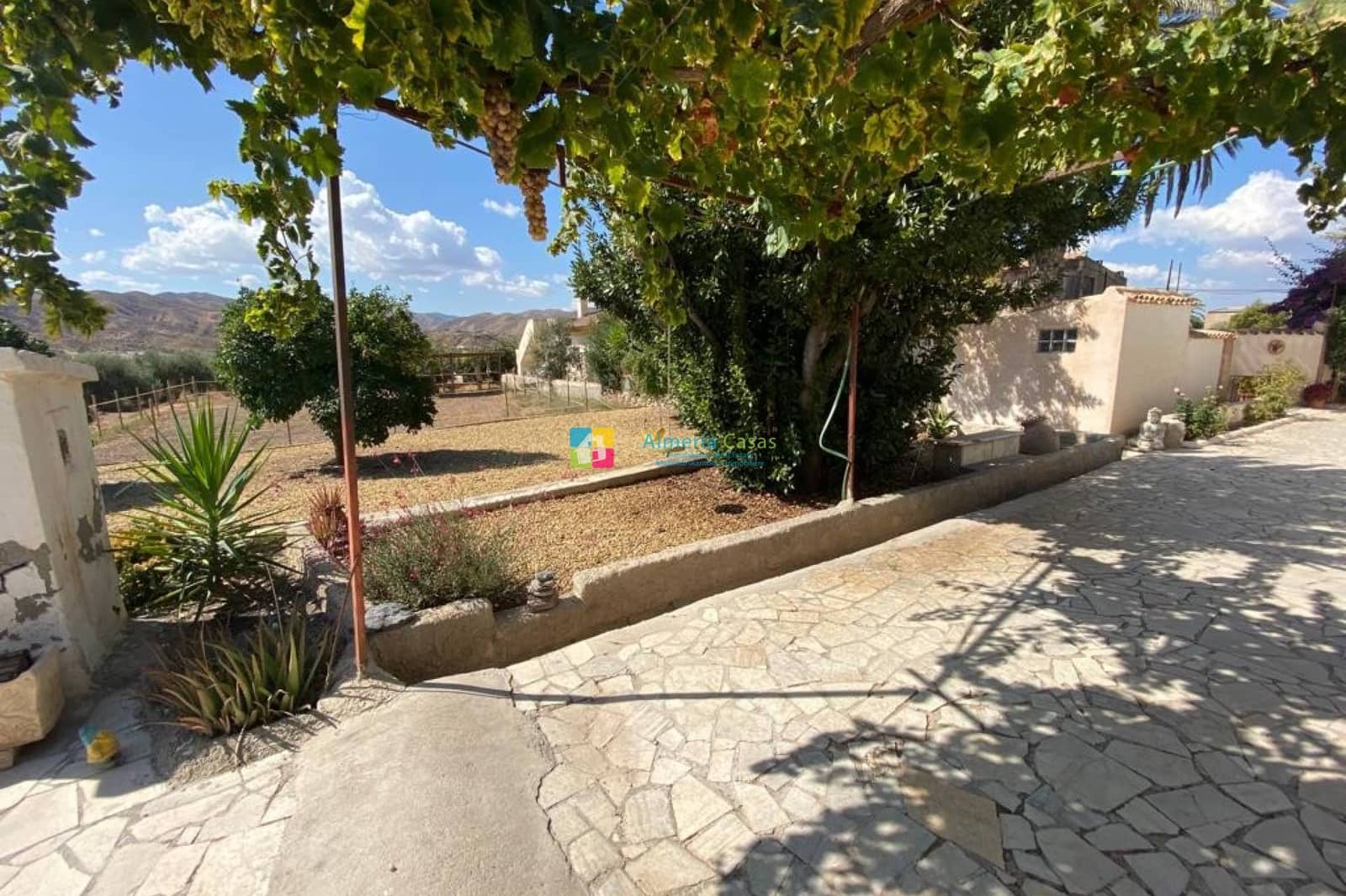 Finca/Casa Rural de 7 habitaciones en Arboleas en venta - 199.995 € (Ref: 9769070)