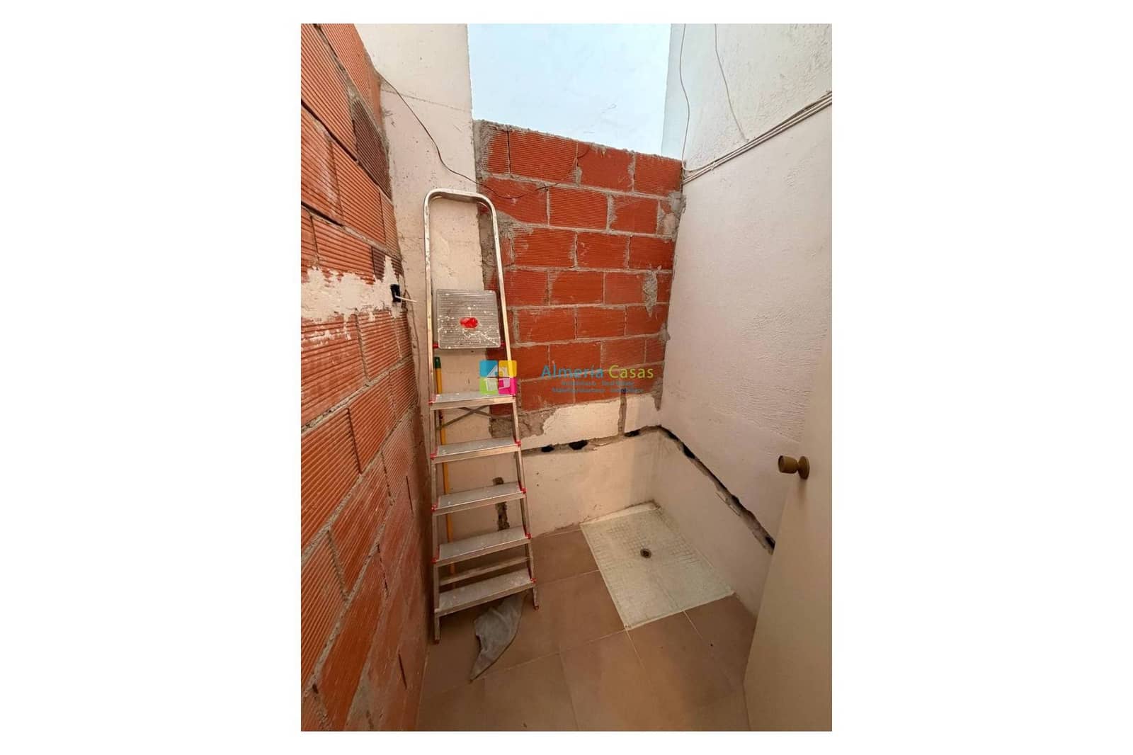 5 soverom Hus til salgs i Lucar med garasje - € 149 950 (Ref: 9778606)