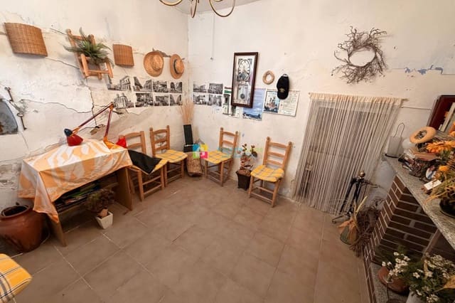 5 soverom Hus til salgs i Lúcar med garasje - € 149 950 (Ref: 9778606)