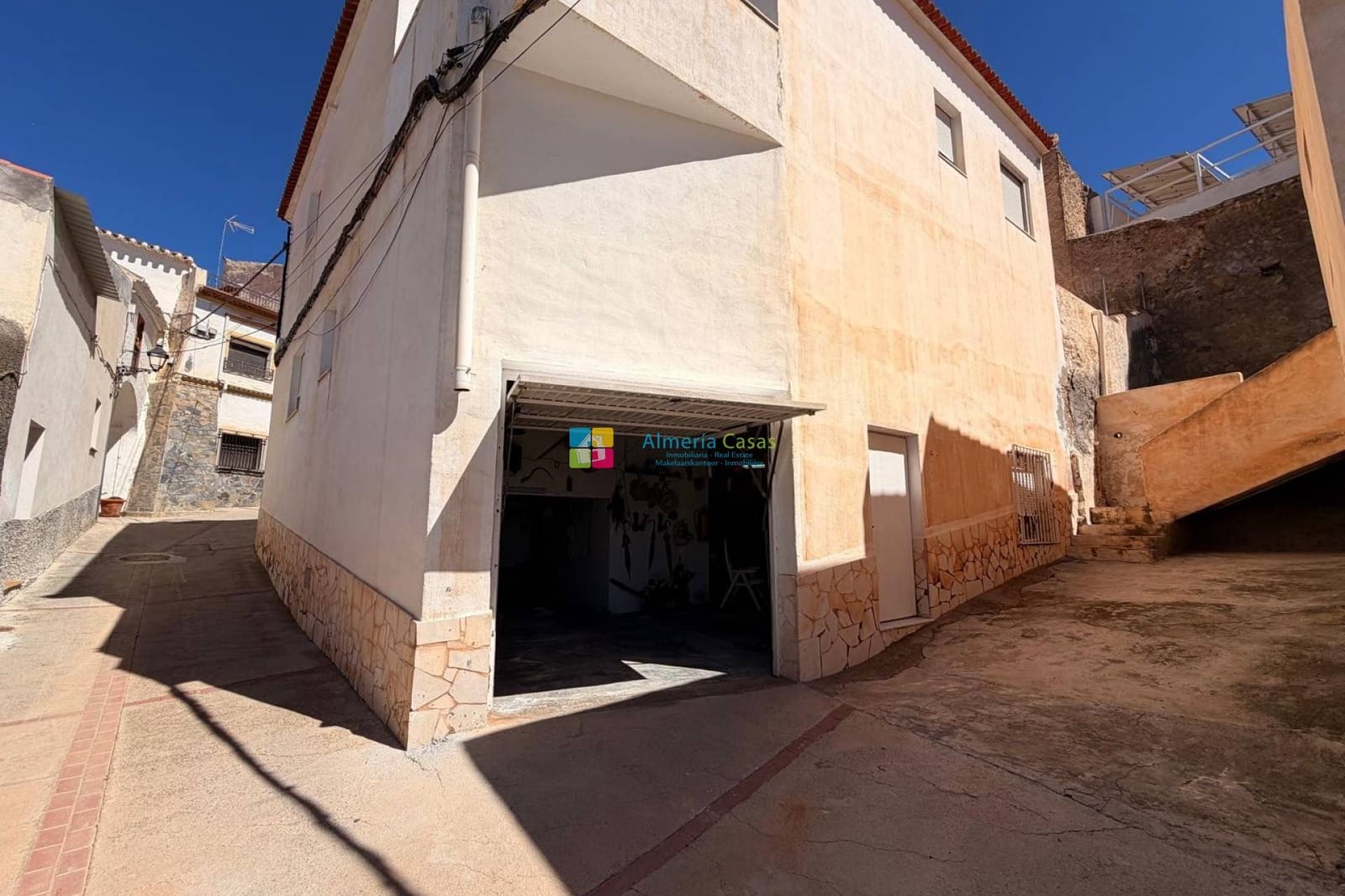 5 soverom Hus til salgs i Lucar med garasje - € 149 950 (Ref: 9778606)