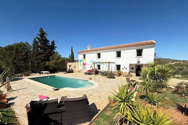 Finca/Casa Rural de 5 habitaciones en Lubrín en venta con piscina garaje - 385.000 € (Ref: 9781363)