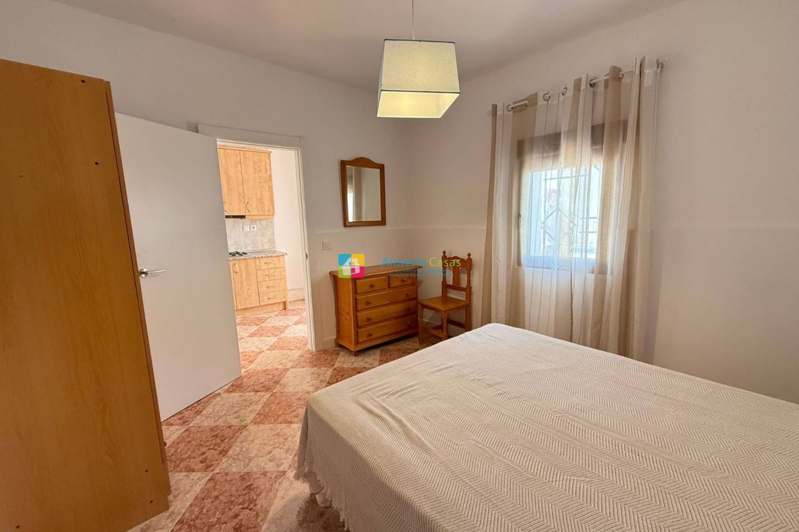 2 bedroom Townhouse for rent in Albox with pool - € 650 (Ref: 9787671)