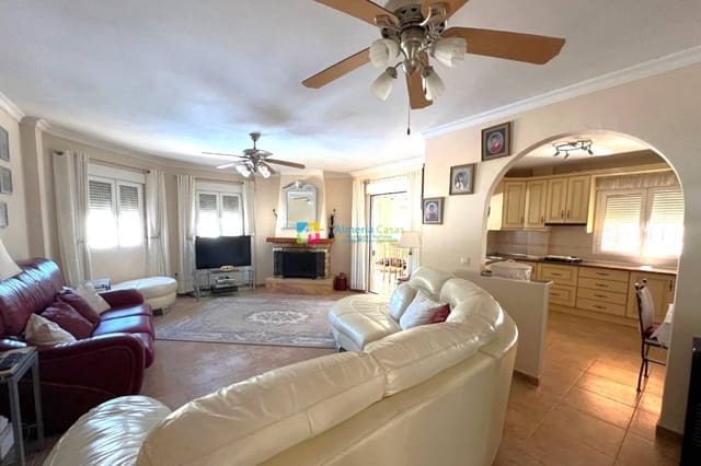 5 Zimmer Villa zu verkaufen in Arboleas mit Pool - 359.995 € (Ref: 9789412)