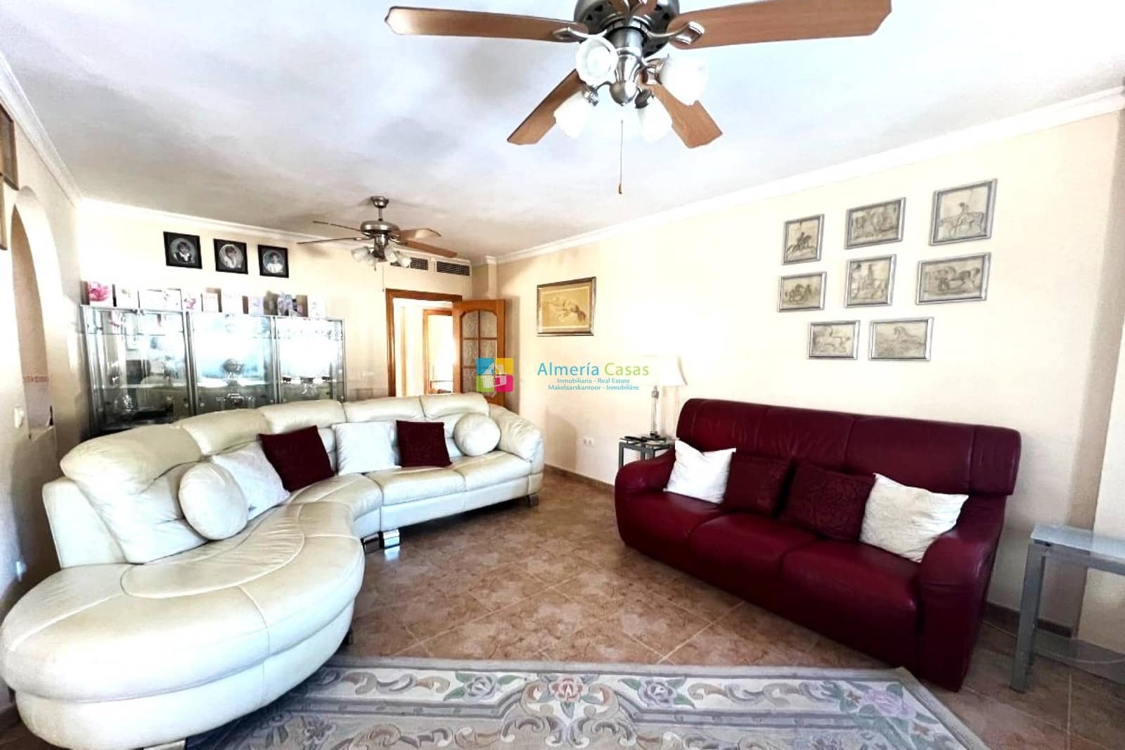 5 Zimmer Villa zu verkaufen in Arboleas mit Pool - 359.995 € (Ref: 9789412)